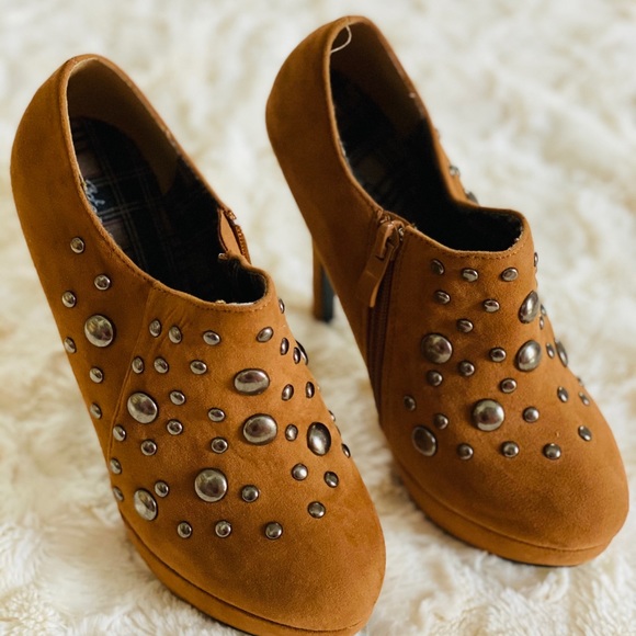 New - Picture 2 of 2